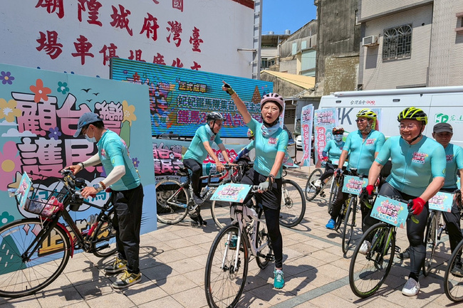 陳亭妃端午連假鐵馬行遍台南37區 應援罷免藍委運動 | 華視新聞