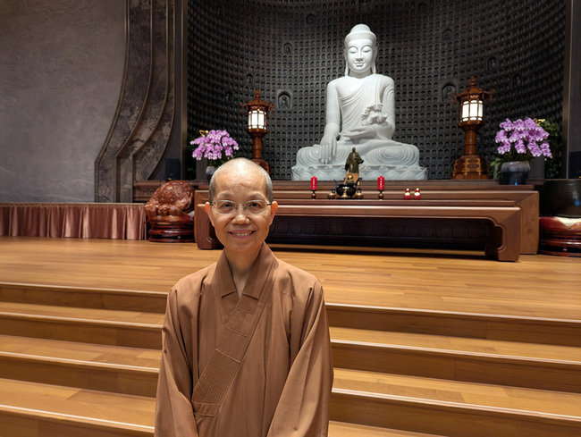 台中惠中寺「未來與希望」系列講座 鼓舞人生勇氣 | 華視新聞