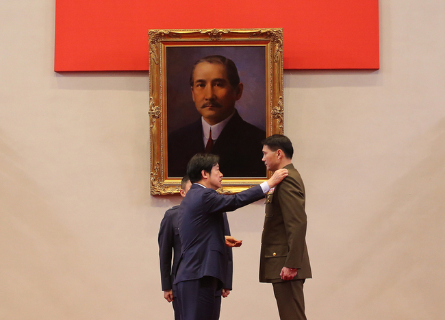 總統：將官晉升代表責任更重大 期許建構現代化部隊 | 華視新聞