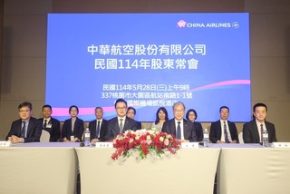 華航機隊汰舊換新升級「武器」 高星潢8字談未來