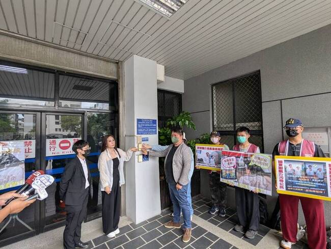 台中罷團提告公然侮辱 謝龍介：不用急著對號入座 | 華視新聞