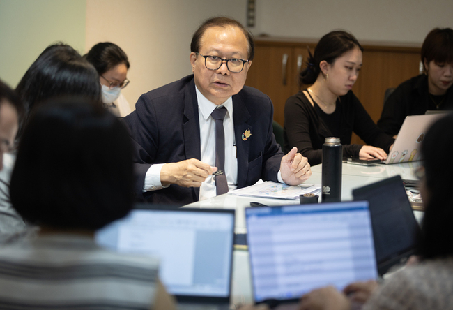 人事總處：廣泛培育人才 AI培訓擬列公部門升遷加權 | 華視新聞