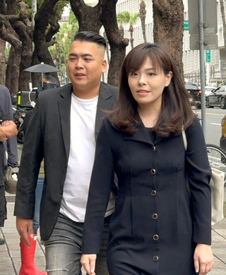 高虹安涉誣告案出庭 被問柯文哲延押問題未回應