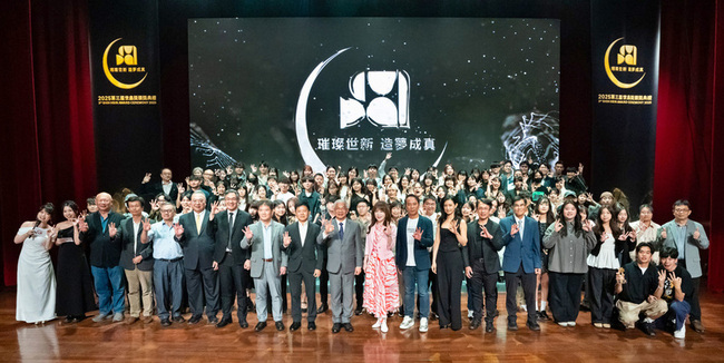 MV展現畢業生挑戰精神  獲世鑫獎最佳原創和剪輯 | 華視新聞