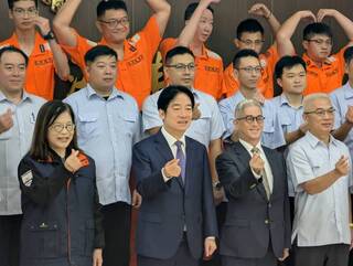 賴總統端午前夕勉勵海巡  提醒加強資安防護