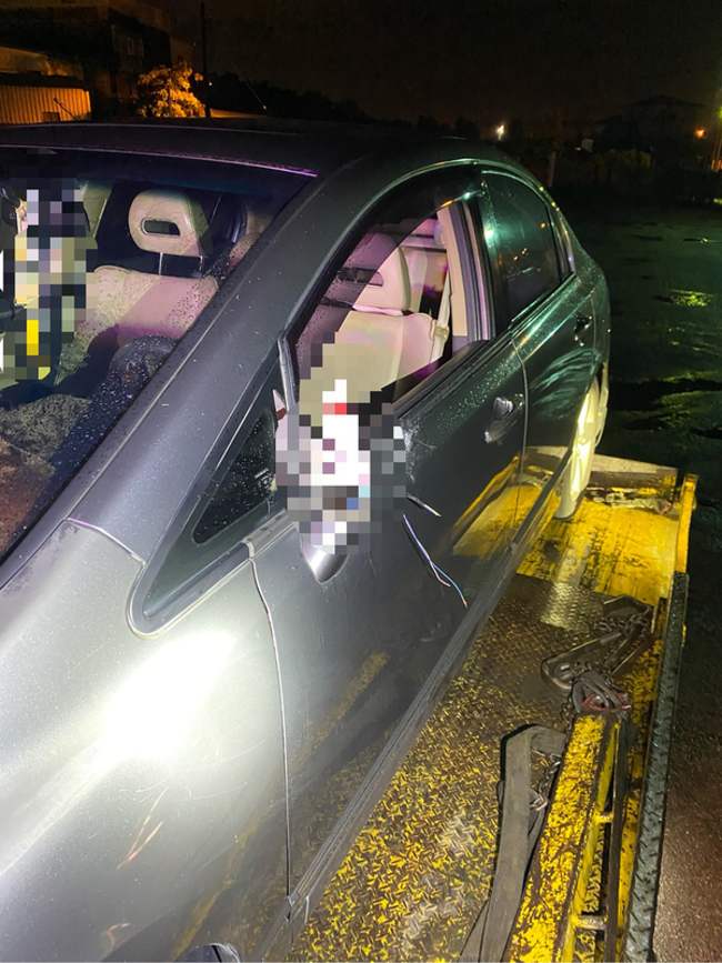 男行走國道路肩再穿越車道 遭3車連撞送醫不治 | 華視新聞