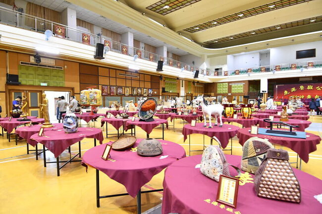 鹿港魯班公宴108桌工藝看桌  作品逾500件 | 華視新聞