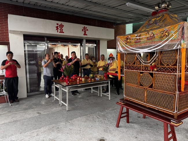 請乩童作法、貼符挨批 吉安警分局稱祈福工作順利 | 華視新聞