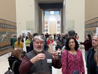 柏林博物館島200週年展翻修難度  像在布丁上施工