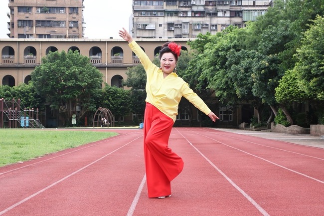 白冰冰關心S媽  透露近況「哭也哭不出來」 | 華視新聞