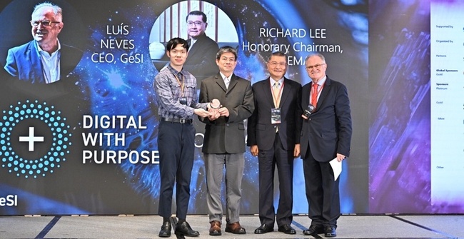 AI助攻舊衣分選辨識 獲數位永續影響力獎 | 華視新聞