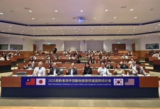 AI時代 調查：飼主照護寵物使用智能用品增多