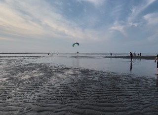 動力飛行傘低飛南寮漁港 竹市：非合法空域可檢舉