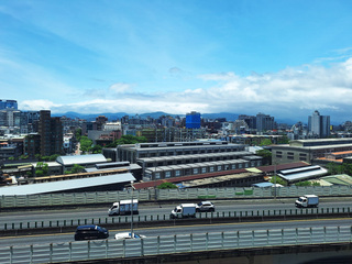 六都5月買賣移轉棟數年減36% 房仲：關稅戰衝擊買氣