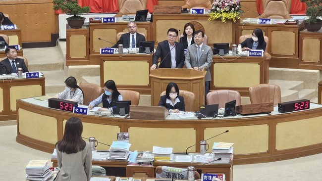 新北：中正路改名估花6000萬元  18萬人受影響 | 華視新聞