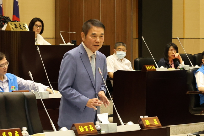 苗市為公路車道重整惹議 鍾東錦：宣導期暫停開單 | 華視新聞