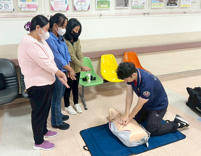 金門辦外籍看護急救訓練  估全縣2年內完成 | 華視新聞