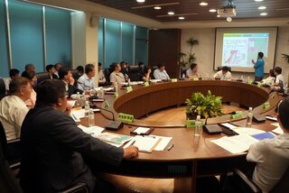 外傘頂洲流失抽沙補充沙源 蔡易餘：溝通護蚵農權益