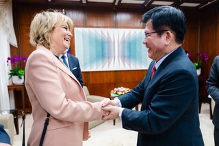 林佳龍：欣見波蘭羅茲市與台南締姊妹市 勉深化合作