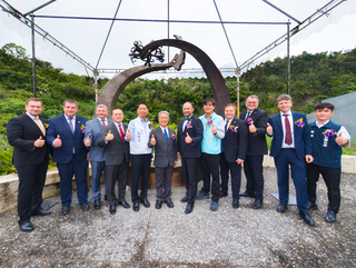 紀念傳奇人物班紐夫斯基 斯洛伐克贈雕塑南方澳揭幕