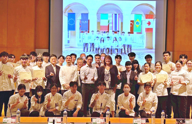 義大利廚藝學校合作  弘光科大校友進米其林餐廳 | 華視新聞