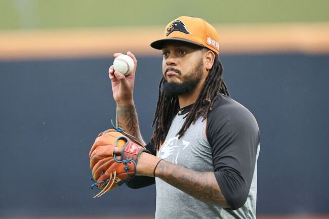 吳國豪太太助飛力獅做光療 餅總盼減少破皮問題 | 華視新聞