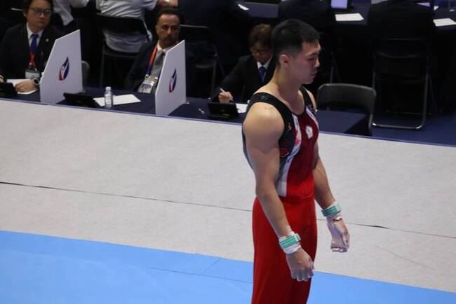 體操亞錦賽男子單槓  「亞洲貓王」唐嘉鴻摘金 | 華視新聞