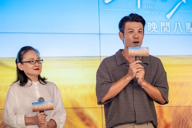 王淑娟和陳志強是鄰居  合作拍戲讚深情演技 | 華視新聞