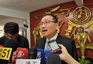 回應母雞護小雞  侯友宜：我保護新北市民非立委