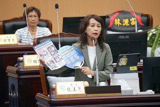 綠質疑為傅崐萁社福政策背書  徐榛蔚反問不做嗎