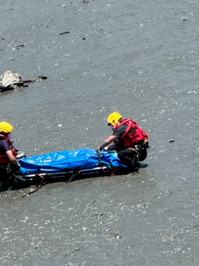 南投集鹿大橋下現浮屍 身分及落水原因待釐清 | 華視新聞