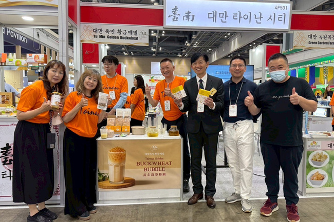 台南物產館參與韓國首爾食品展 展示逾50農漁特產 | 華視新聞