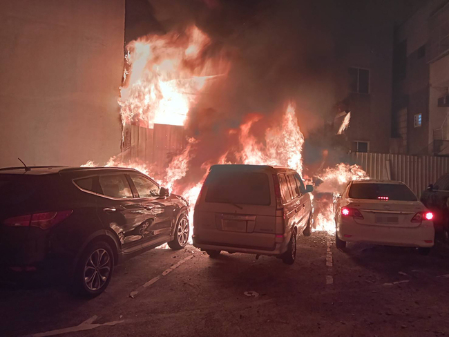 彰化員林機車行後方及相鄰停車場起火 2人受傷 | 華視新聞