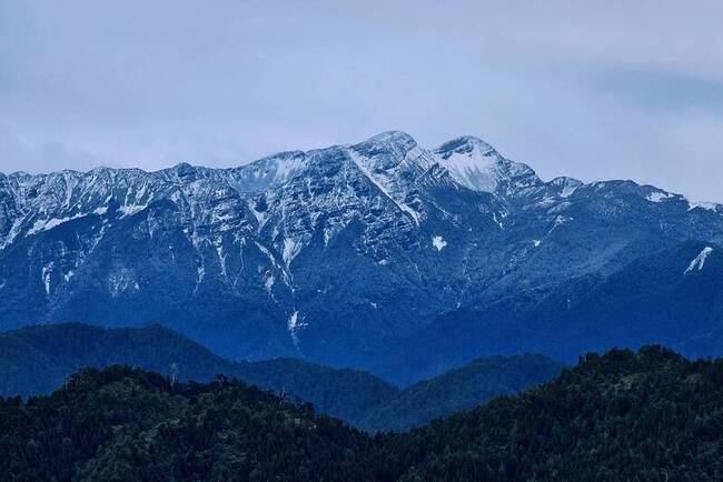 單日往返雪山風險高 雪管處建議下撤時間點 | 華視新聞