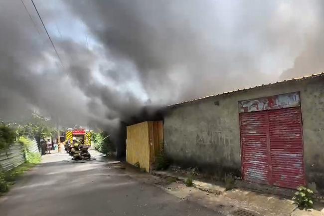 陳水扁祖厝旁果園倉庫冒火煙  幸未釀傷亡 | 華視新聞
