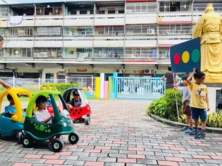 交通安全融入幼兒園課程 結合遊戲學習辨識危險