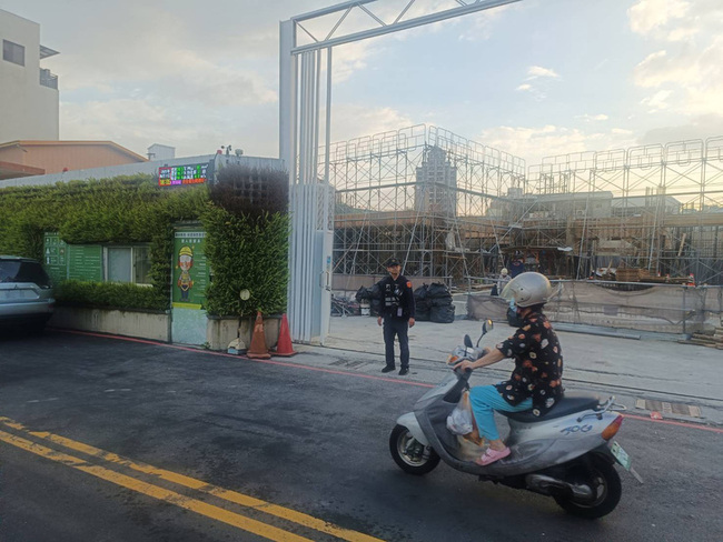 中市47歲男工疑中暑身體不適 送醫急救宣告不治 | 華視新聞