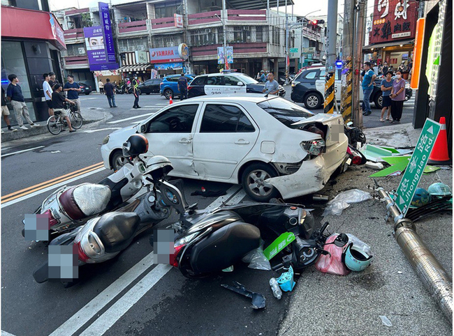 雲林虎尾街頭飛車追逐  檢方起訴5人求刑至少7年 | 華視新聞