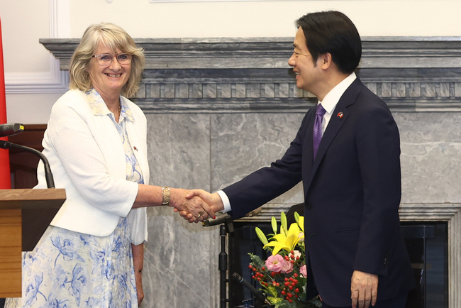 賴總統接見法國議會友台小組 盼打造更緊密夥伴關係 | 華視新聞