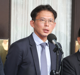 黃國昌：府邀國安簡報或與總統共商國是 目前資訊不明