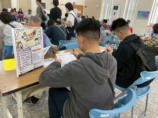 求職季到來  中市勞工局提醒「3要7不」避陷阱