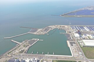 彰化漁港開港啟用漁筏停泊區 先開放80泊位