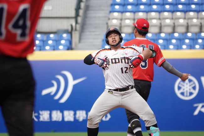 玉山盃台中睽違15年闖冠軍戰  焦子杰再見安拚選秀 | 華視新聞