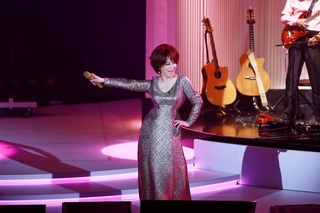 蔡琴開唱秀電臀舞 哼唱英文經典憶亡父落淚