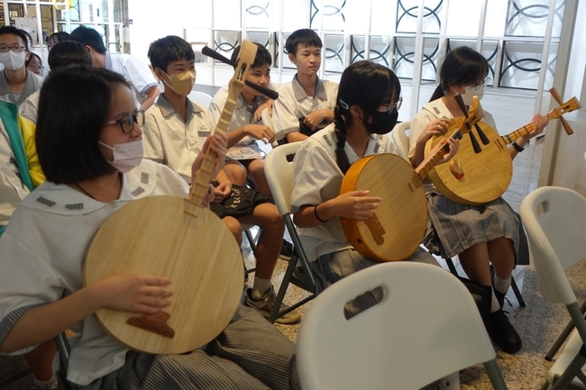 傳統表演藝術深入校園 藝師帶隊一起來唸歌 | 華視新聞