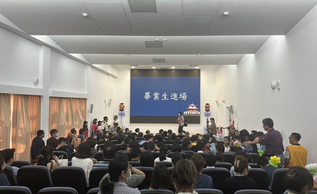 台南成功國小拆建7年 2019年入學生首次返校畢業 | 華視新聞