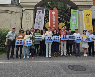 台灣基進、時力等快閃花蓮 藍營：拒絕罷免鬧劇