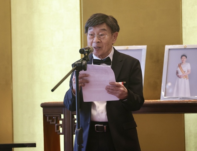 貢獻台日電影交流 資深影評張昌彥獲頒旭日雙光章 | 華視新聞