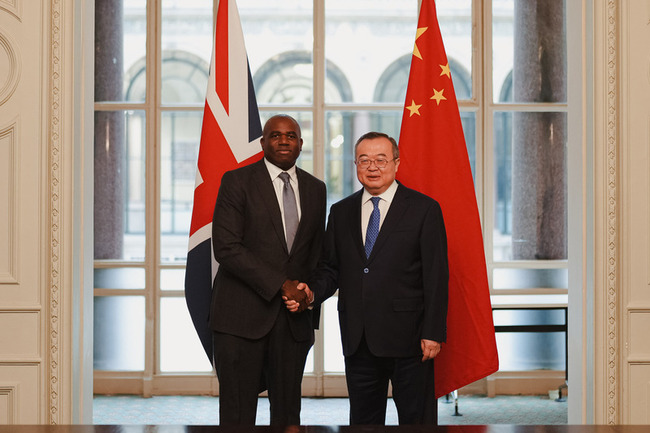 衛報：英中關係改善  中國擬解除對英國議員制裁 | 華視新聞