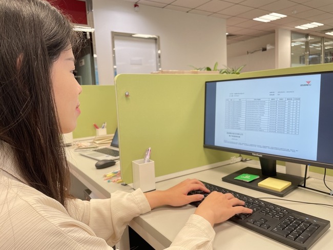 遠通推企業路邊停車費代繳 逾600業者申辦 | 華視新聞